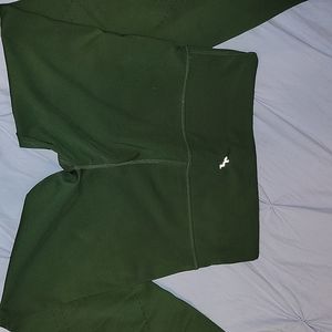 Green leggings